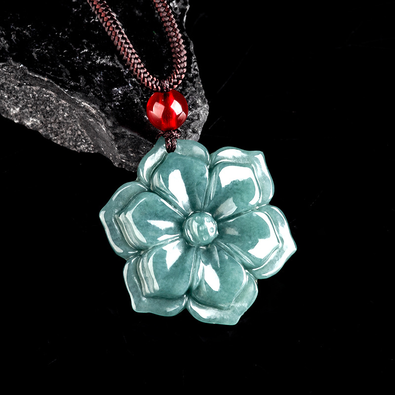 Colar com Pingente de Flor de  - Vintage Necklace avaliação e preço